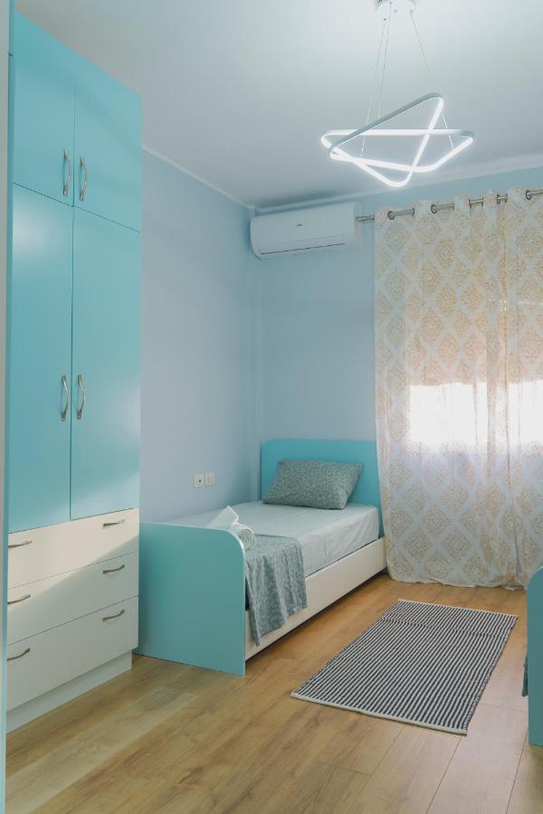 Cane Apartment New Bazaar Тирана Екстер'єр фото